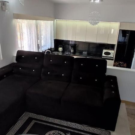 Ixian House Apartment Buitenkant foto