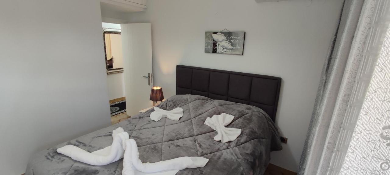 Ixian House Apartment Buitenkant foto