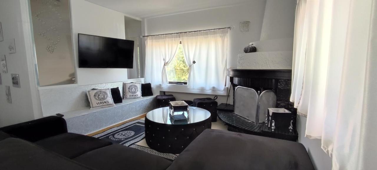Ixian House Apartment Buitenkant foto