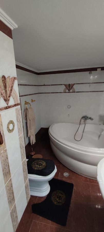 Ixian House Apartment Buitenkant foto