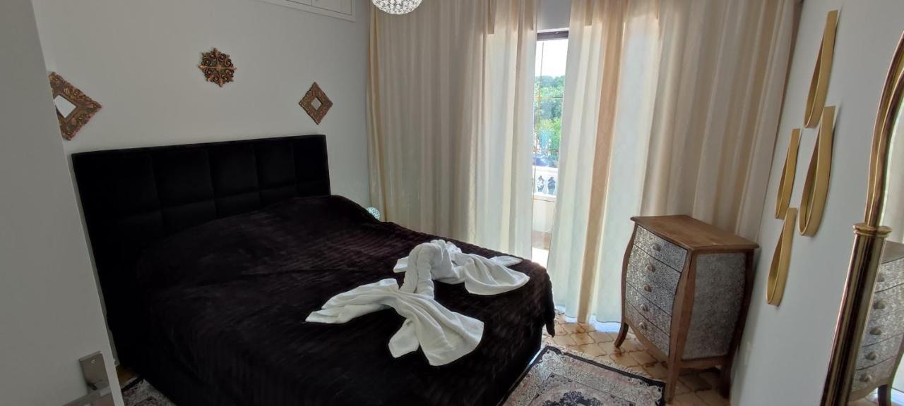 Ixian House Apartment Buitenkant foto